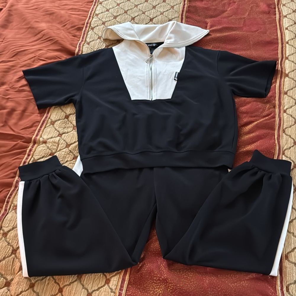 Short-sleeved casual suit